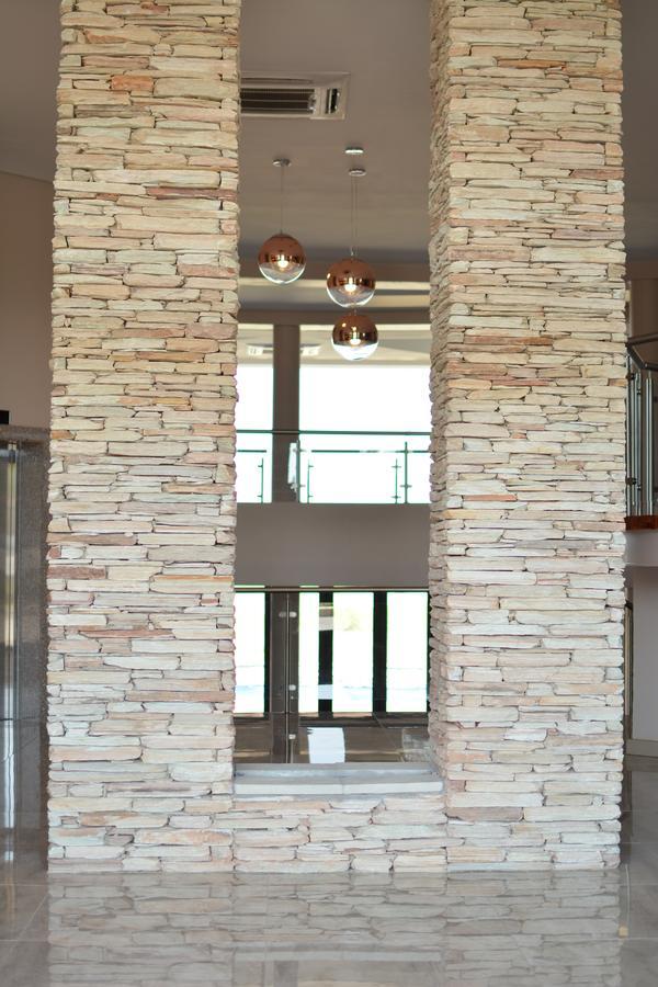 Regal Inn Hotel Midrand Exterior photo
